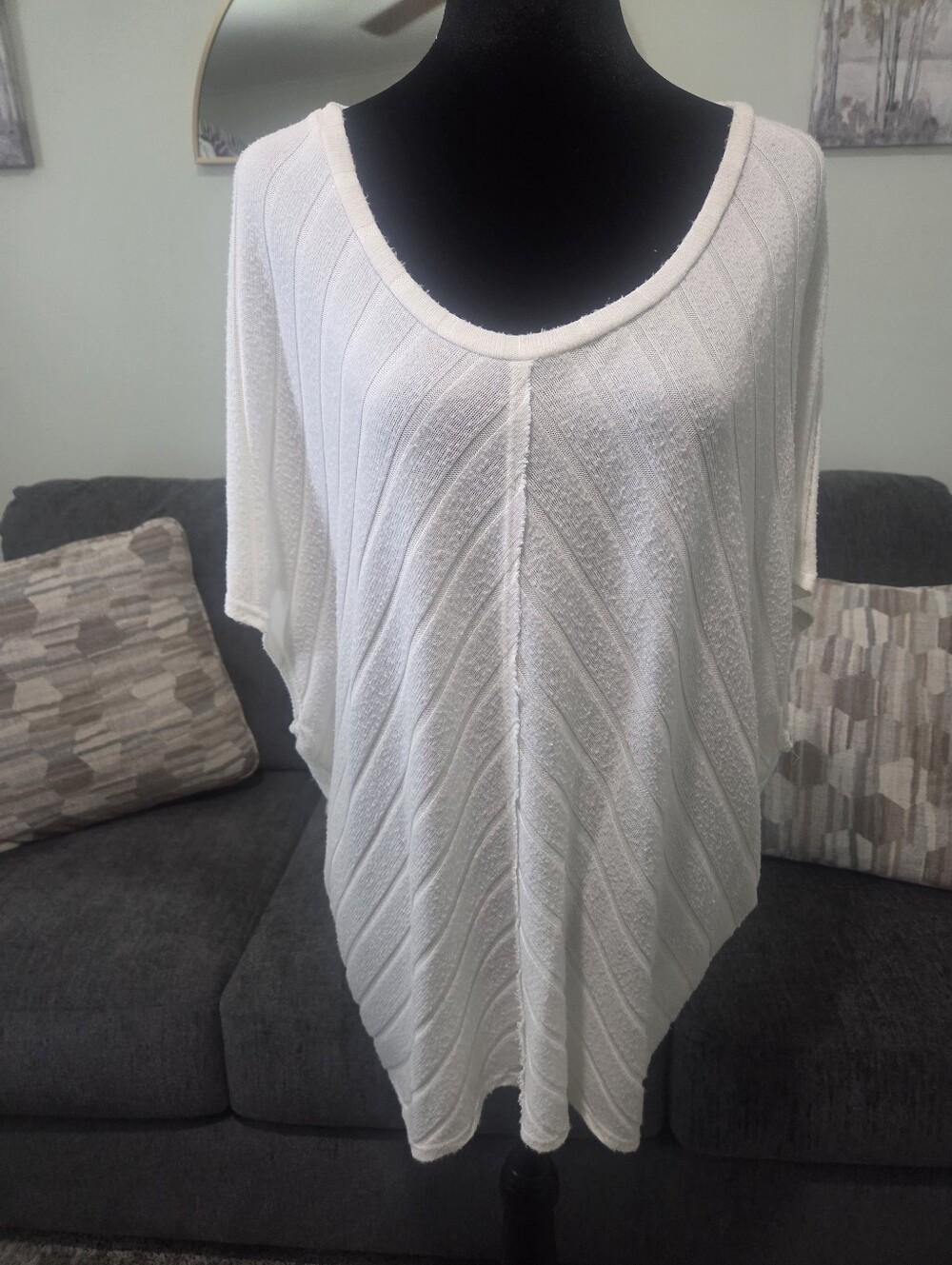 Daytrip White Off-the-Shoulder Lightweight Knit Sweater